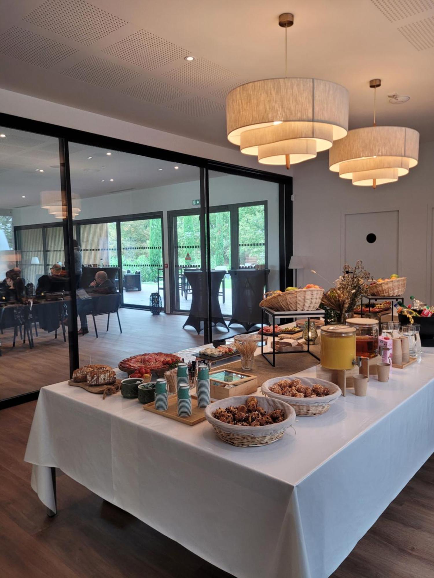 Hotel & Seminaire Le Patio Occitan - Toulouse Ouest - La Ramee Cugnaux 외부 사진
